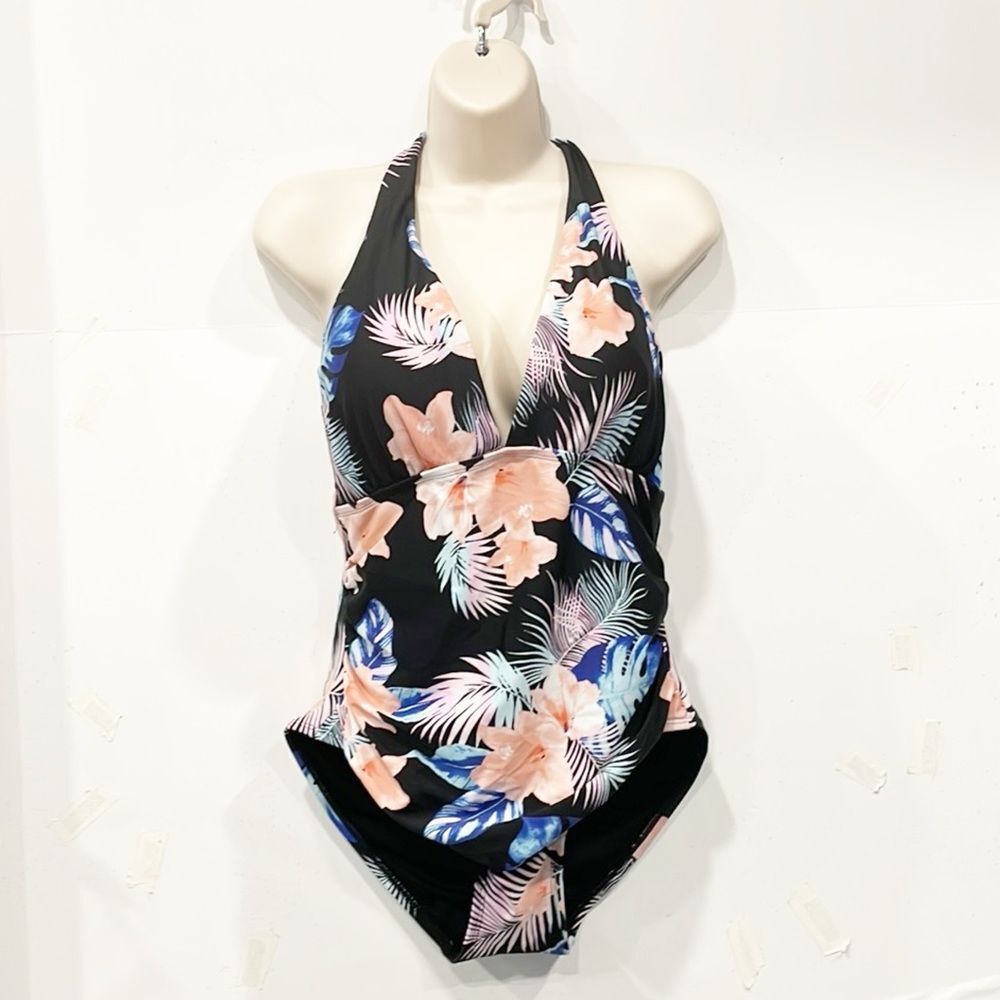 DKNY Halter‎ Shirred Swimsuit Women’s 1-Piece Floral Print Sz XL